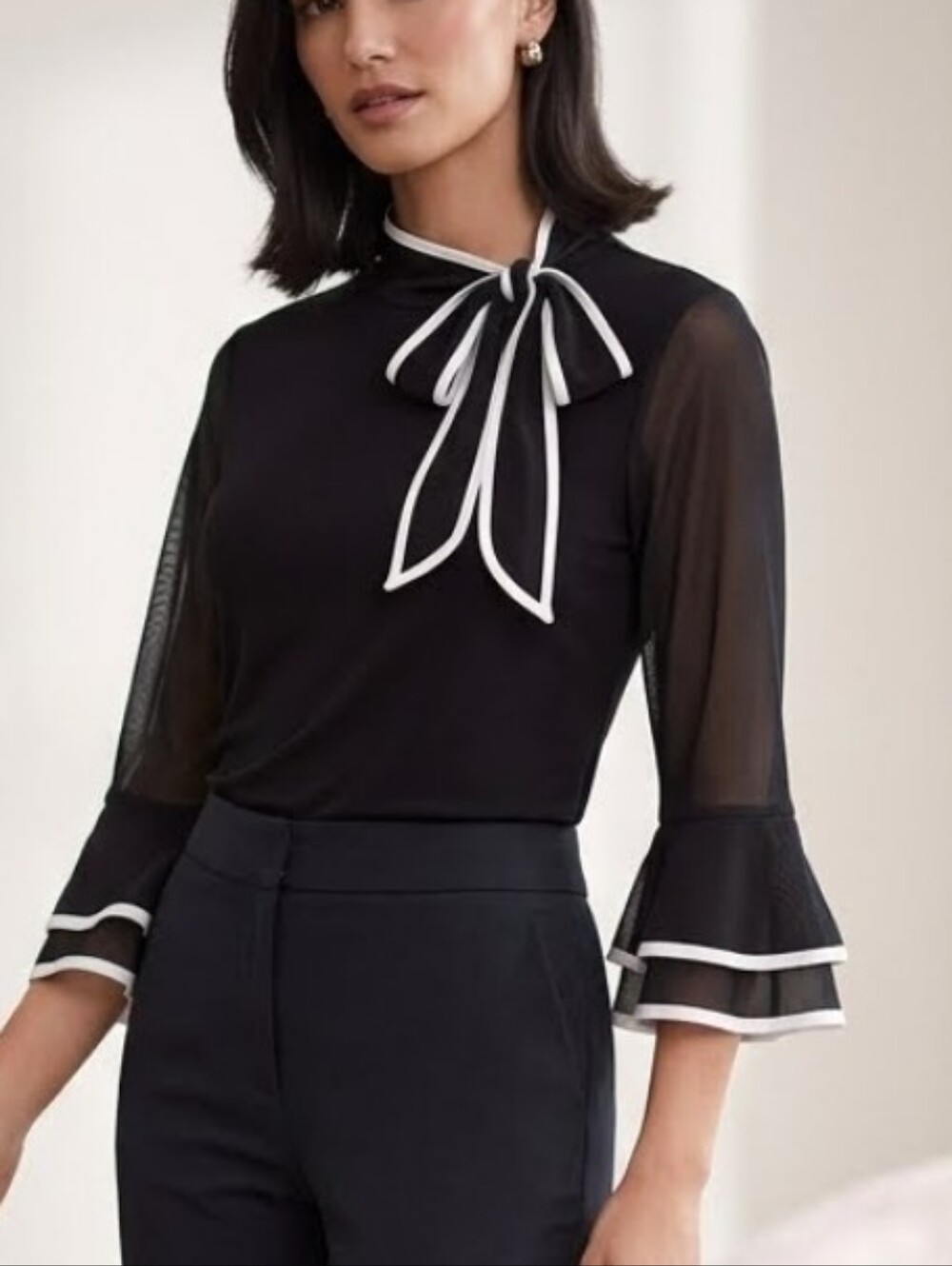 Cable & Gauge Black Tie-Neck Formal Blouse with White Trim Sz L
